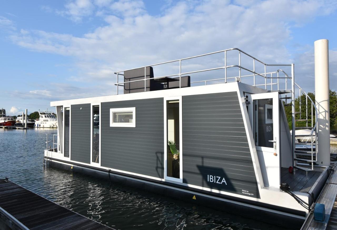 Tiny Floating House Ibiza Villa Maastricht Ngoại thất bức ảnh
