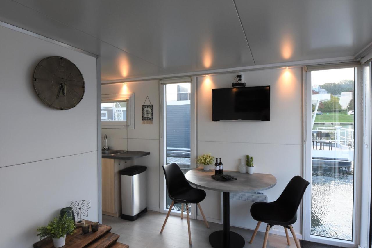 Tiny Floating House Ibiza Villa Maastricht Ngoại thất bức ảnh